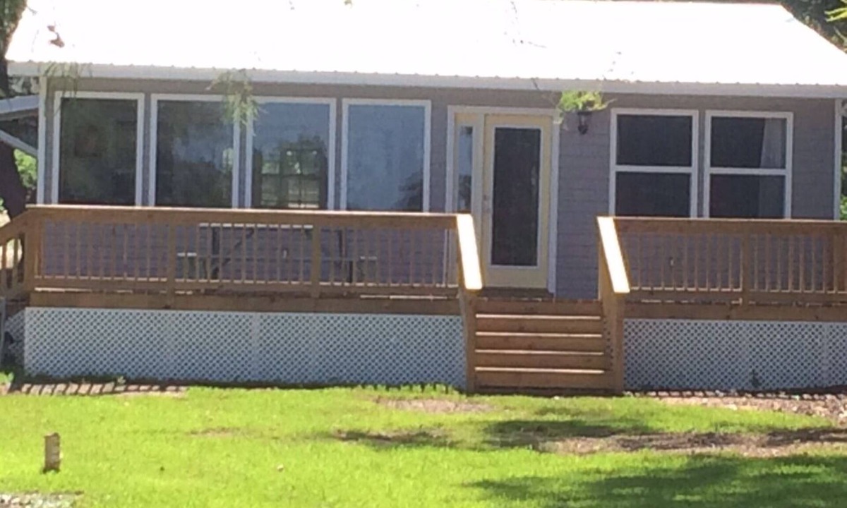 Warwick Cottage | Spring is in the air for fishing and fun!
