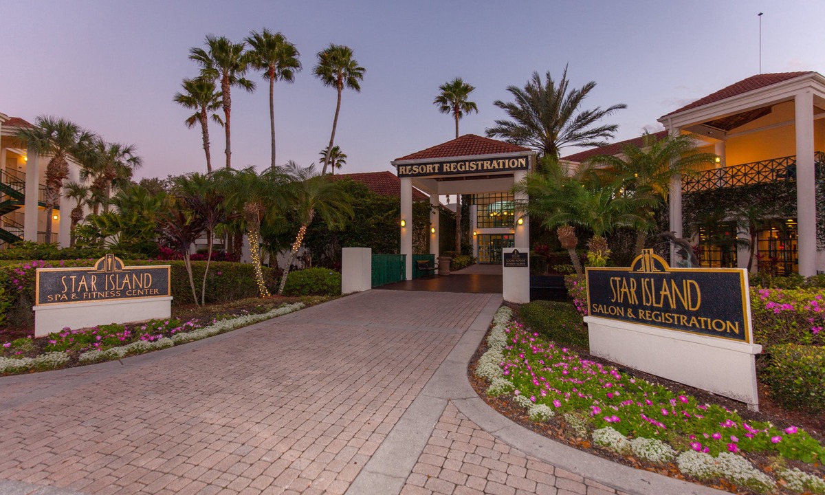 Kissimmee Hotel | Star Island Resort and Club - Near Disney