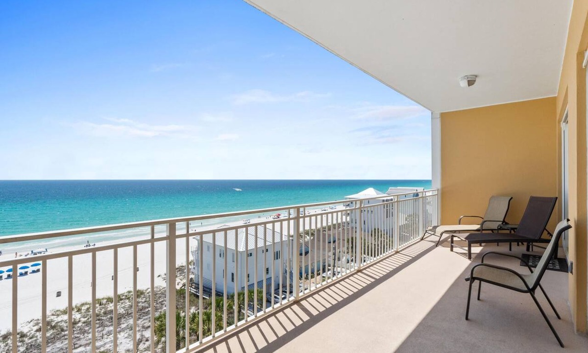 Thomas Drive Condo | Sterling Beach 706 - Beachfront, Pool, Hot Tub, East End PCB, Free Golf Daily