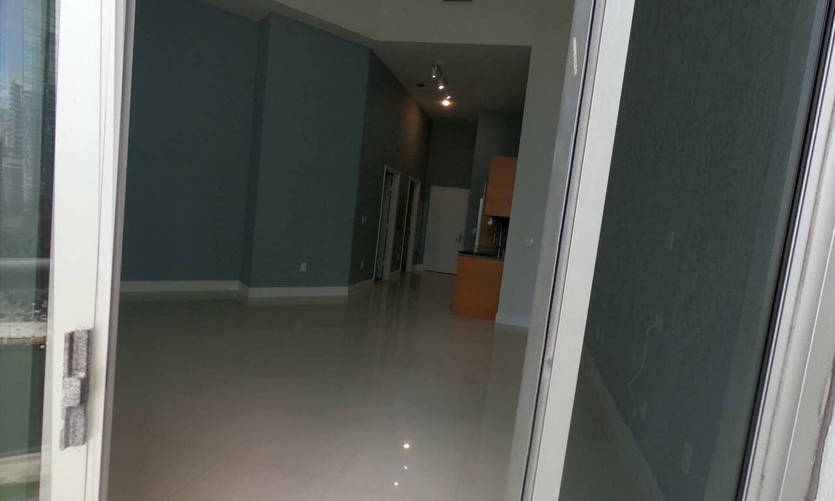 Brickell Apartment | Studio in Icon