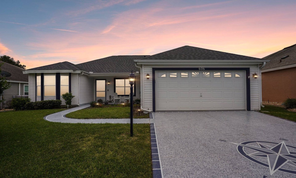 De La Vista House | Stunning sunsets, wildlife views & golf cart included for Villages lifestyle