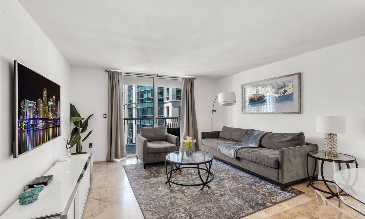 Brickell Apartment | Stylish 1BR Brickell Retreat Walk to Everything