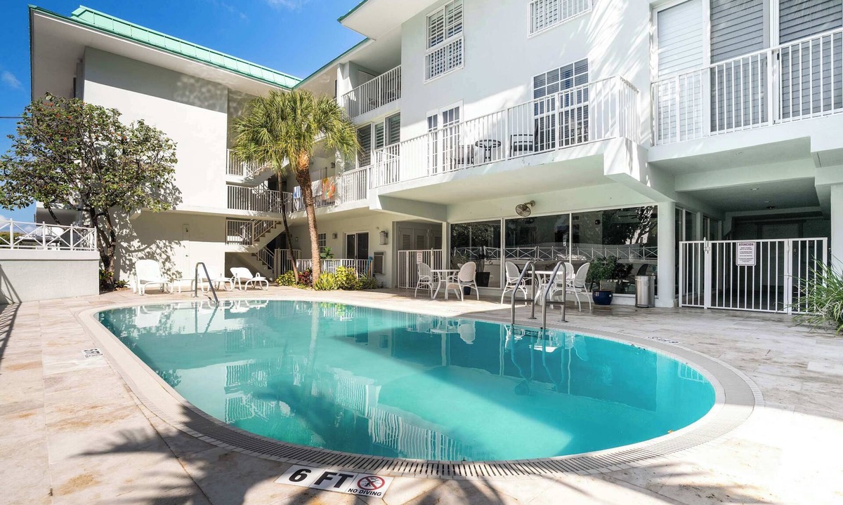 Key Biscayne Condo | Stylish Apartment in the Heart of Key Biscayne