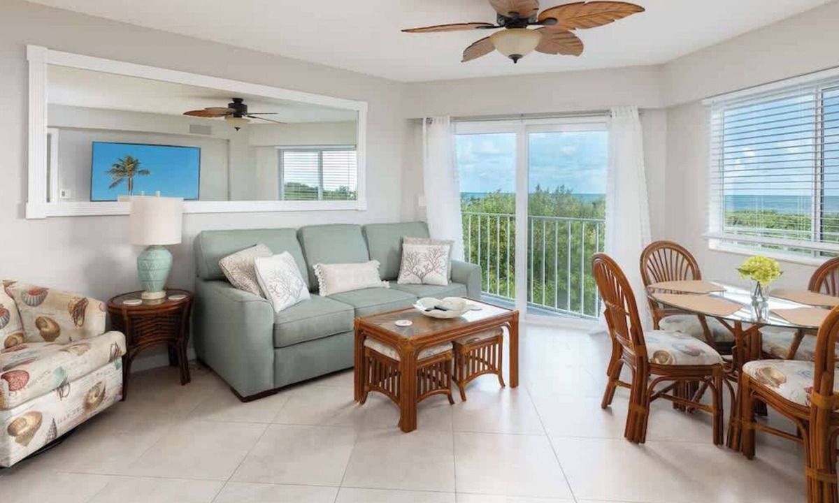 Tavernier Condo | Sunbeam Dream 2BR Oceanfront Condo in Florida Keys