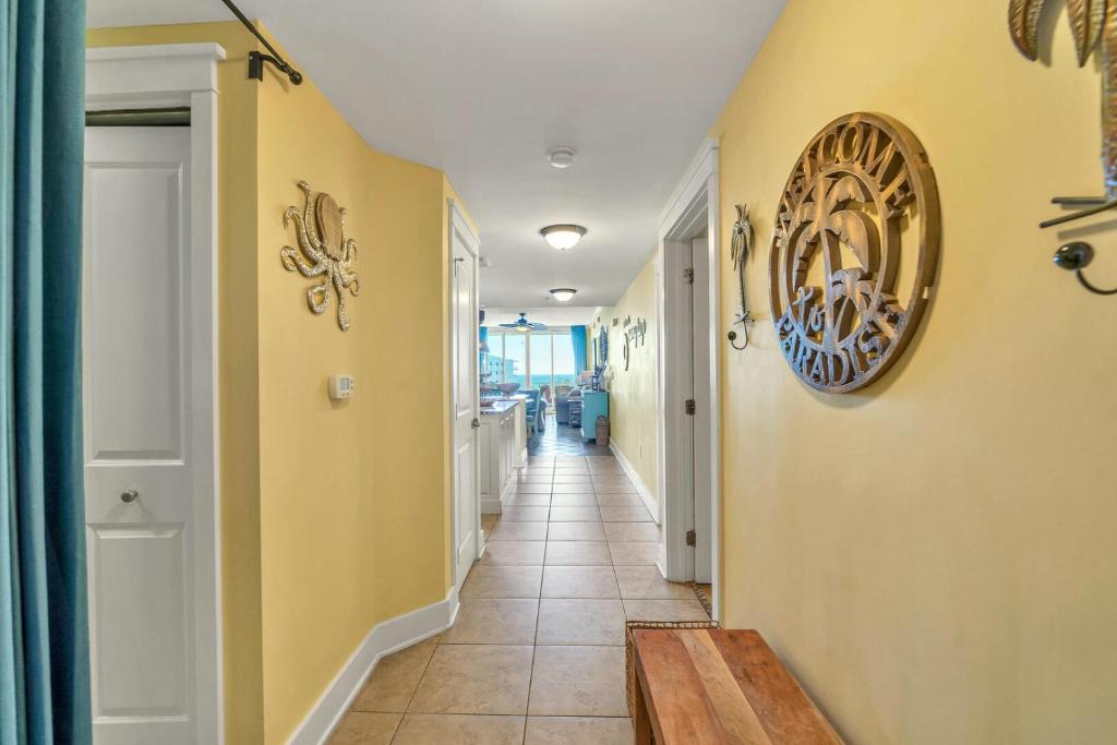 Fort Walton Beach Apartment | Sunny Daze Will Brighten Your Stay Let The Sun Shine In Waterscape C502