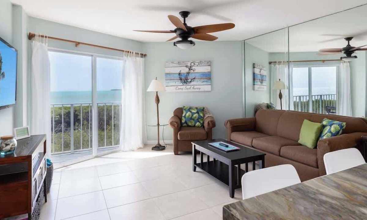 Tavernier Condo | Sunrise Suite with Unobstructed Ocean Views