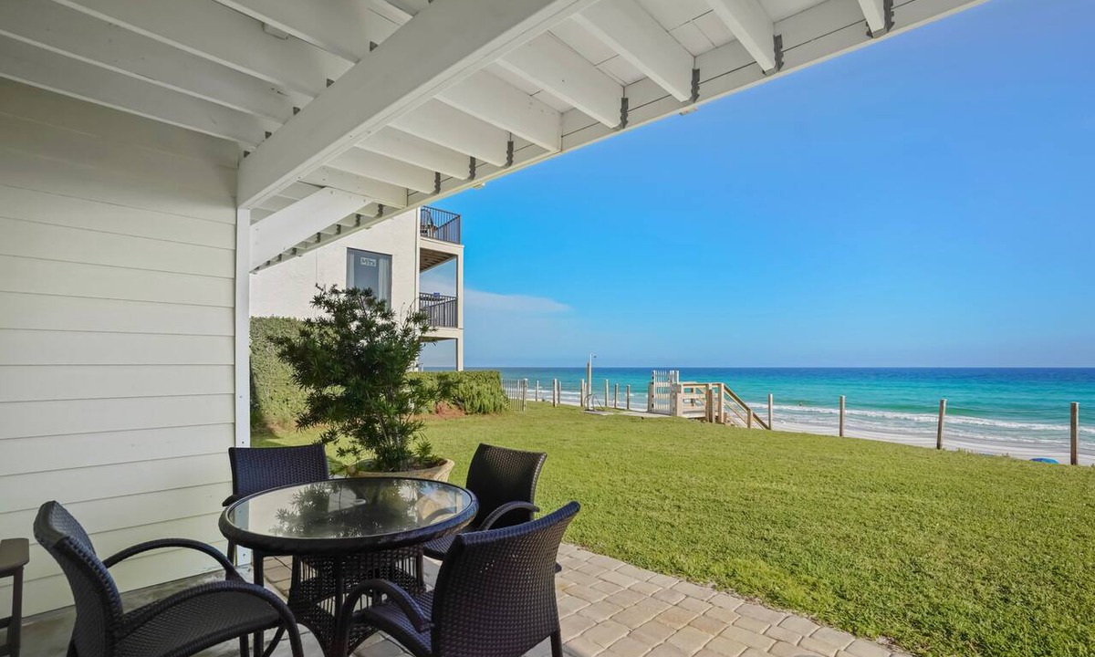 Santa Rosa Beach Condo | "Sunseekers 2" | Beachfront | Ground Floor with Open Greenspace, and Amazing Views