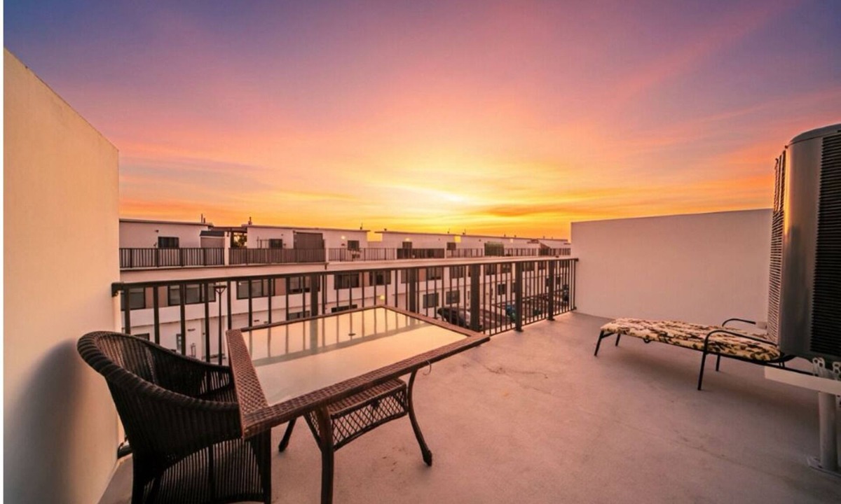 Princeton House | Sunset Place