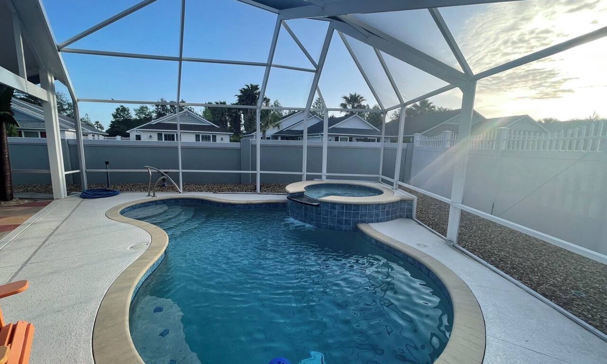 Lake Sumter Landing House | Sunshine Stay Villa #2 at Lake Sumter Landing w/Sparkling Private Pool & Spa