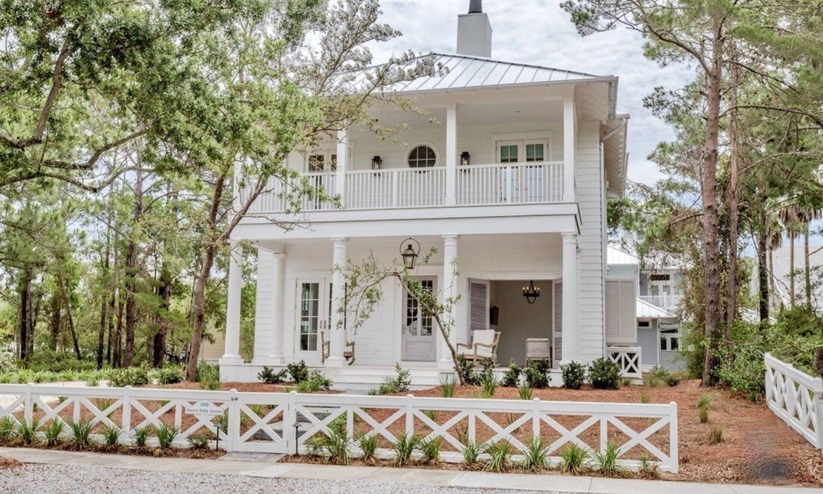 Sunnyside House | Sweet Baby James: Amazing Carillon Beach House, Each Bedroom is Ensuite