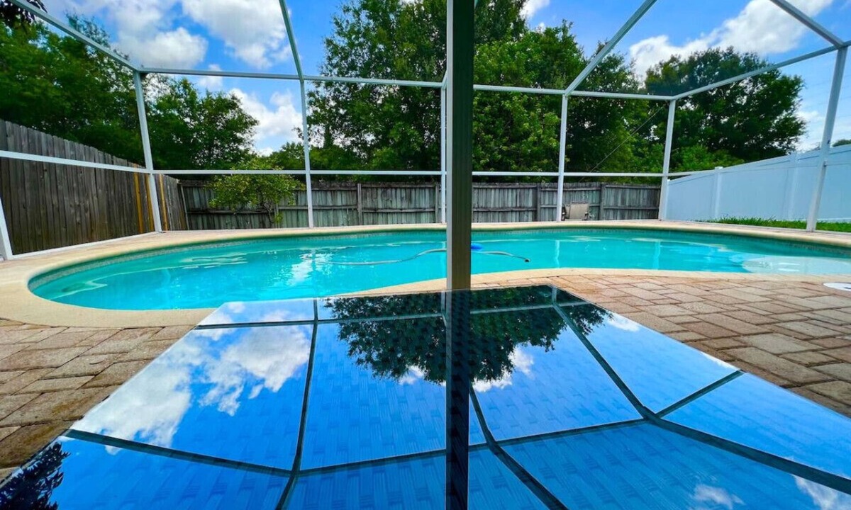 Bearss Plaza House | Tampa Getaway Heated Pool House