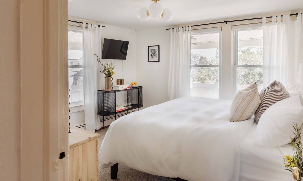 Avon Bed & Breakfast | The Bentley Inn