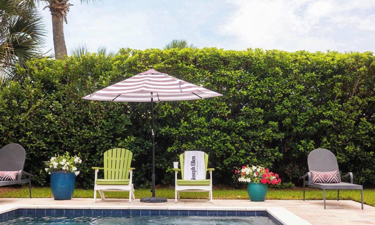 Jacksonville Beach House | The Breezy Bungalow | Team Joseph Ellen
