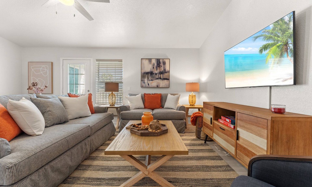 Indian Bayou Condo | The Grand Destin-y. Cozy Condo close to everything