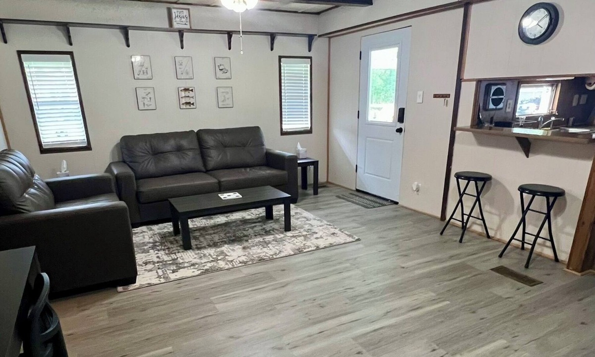 Crooked Lake Park House | The Happy Hideaway