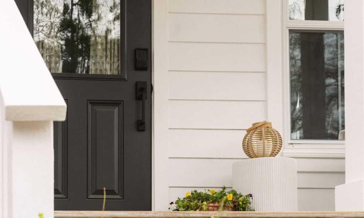 San Juan Cottage | The Juander Inn, cottage + pool + bikes + beach chairs