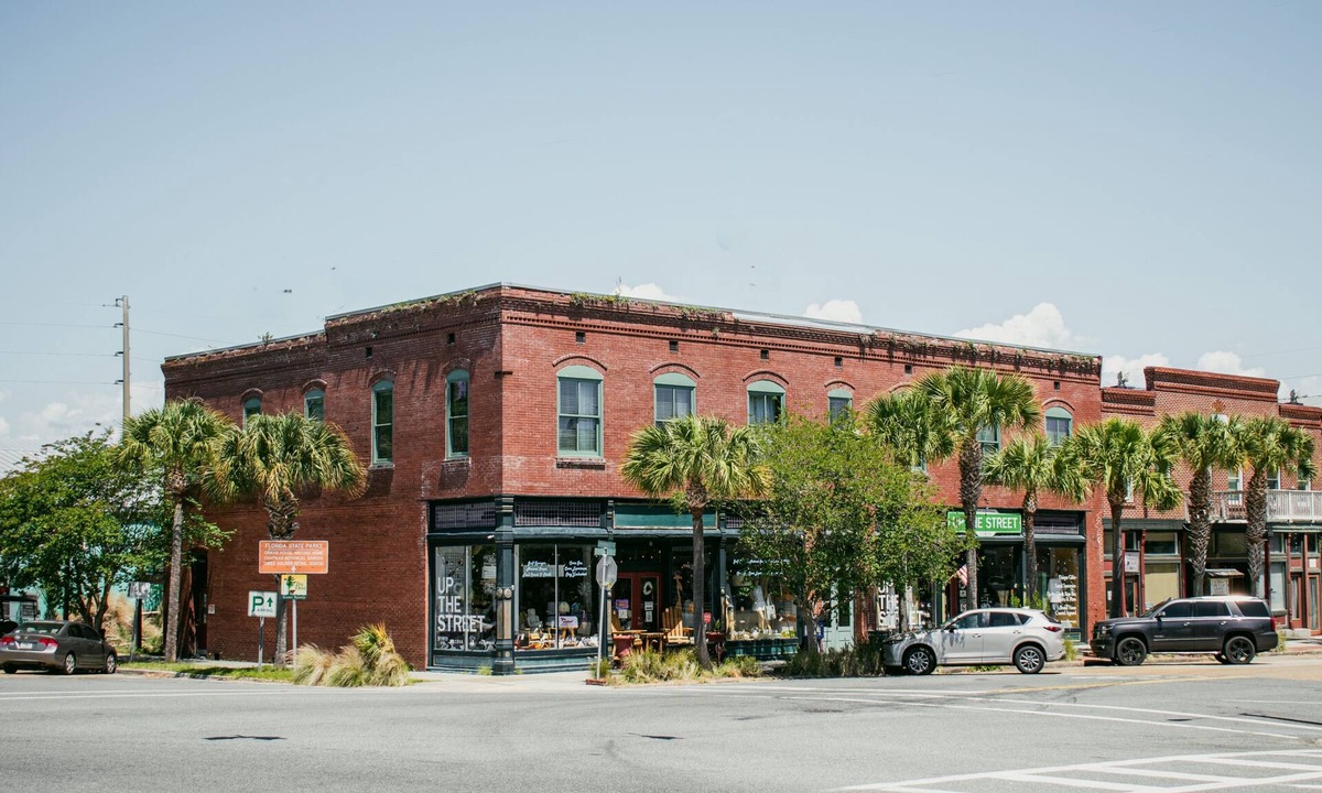 Historic Downtown Apalachicola Apartment | The Montgomery by Visit Apalach