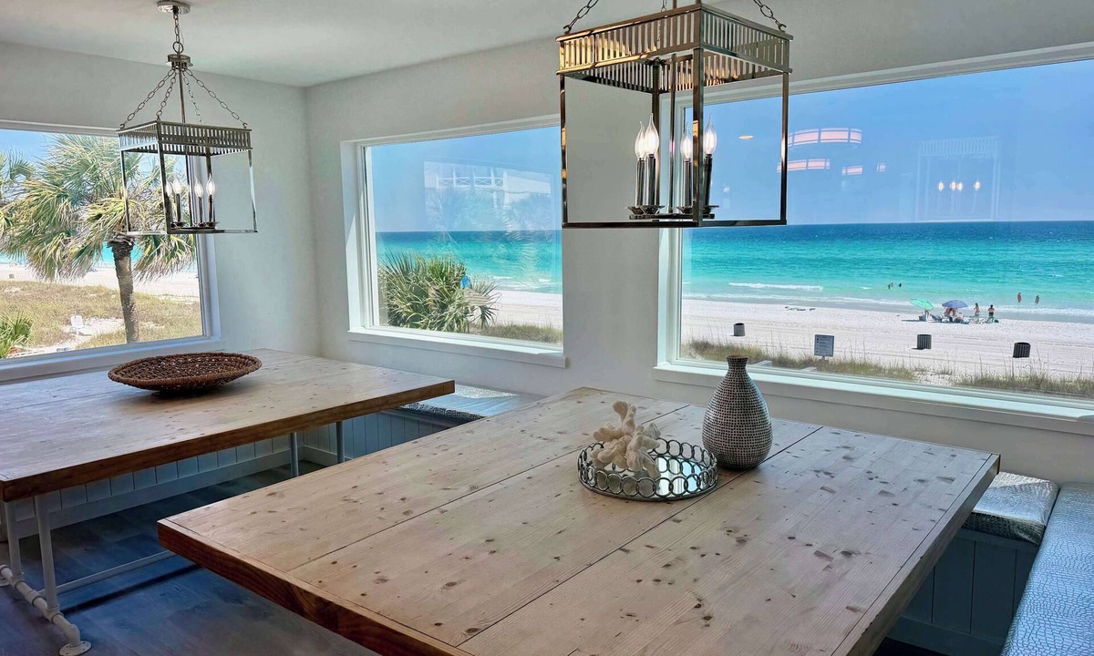 Bahama Beach House | The Pearl of Panama III | Gulf-Front | Sleeps 52 | 18 Bedrooms | Golf Cart/Bikes