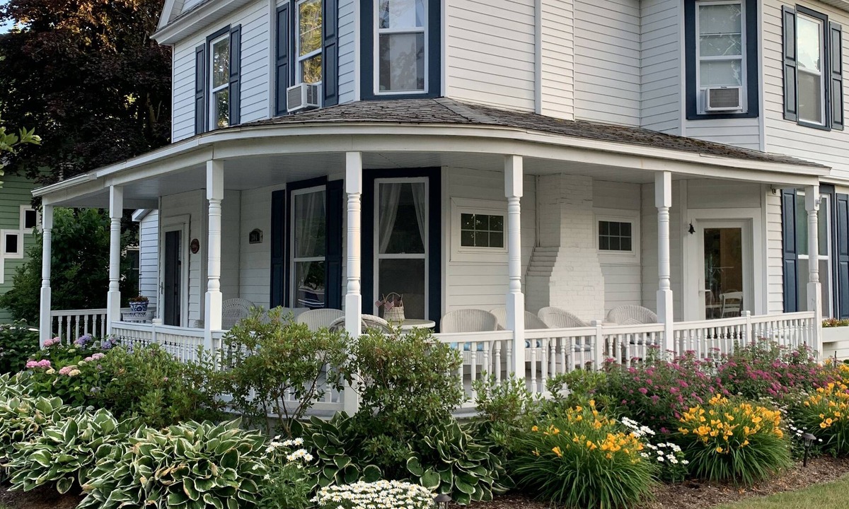 Elk Rapids House | The Victorian on Pine: Historic Charm. Lake Life Memories.