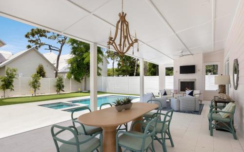 San Juan House | Tickled Pink