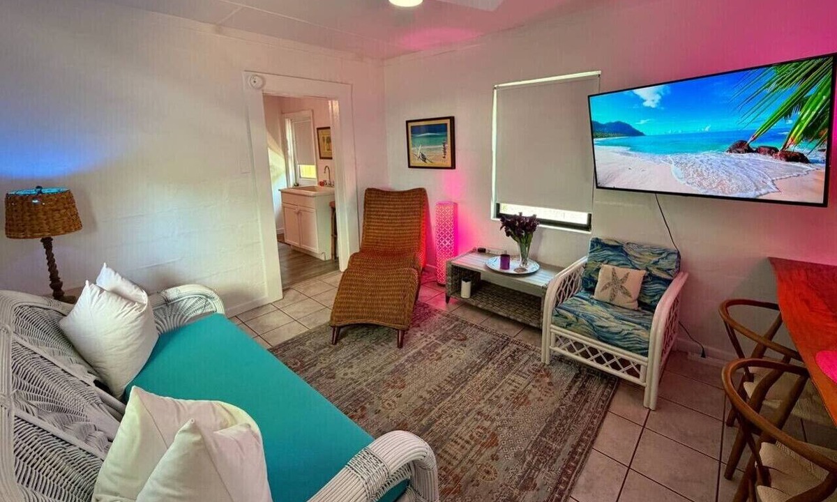 Orlando Beach House | Tiny Surfer Cottage | Surf & Soak