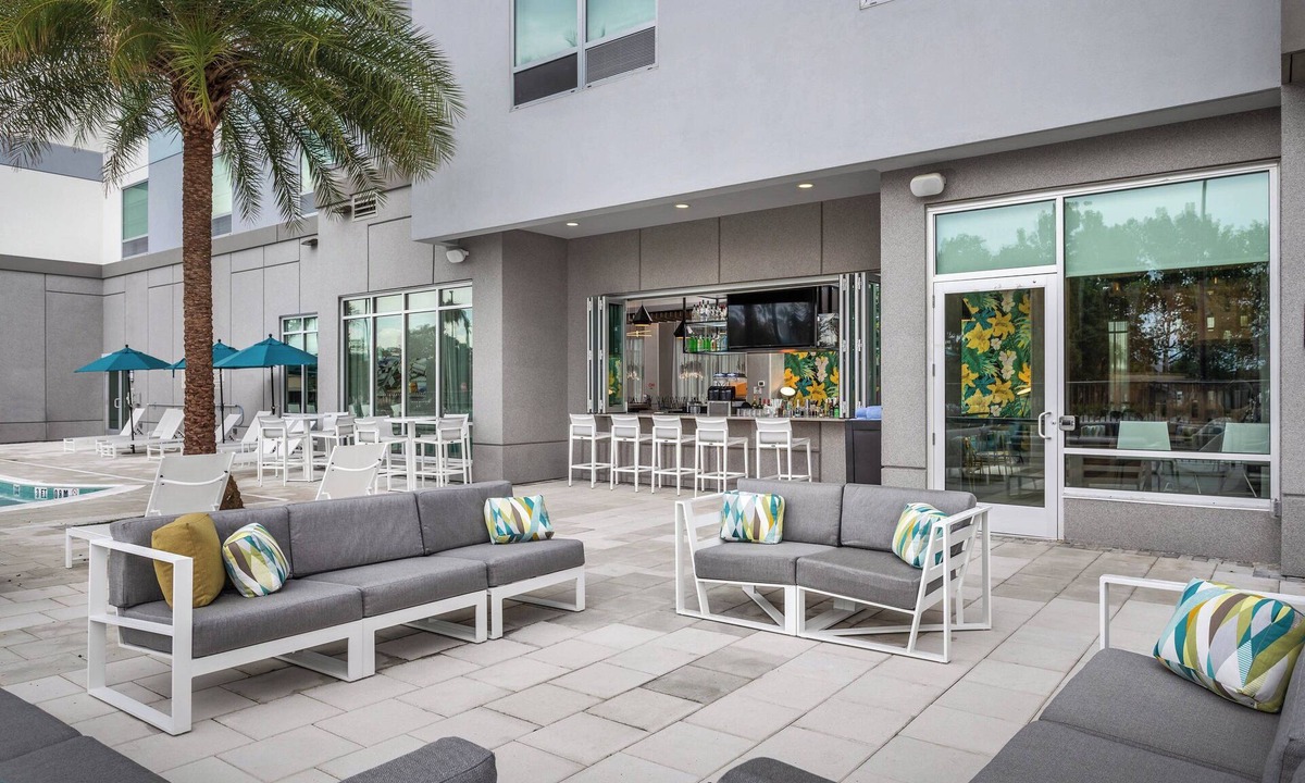 Florida Center Hotel | TownePlace Suites by Marriott® Orlando Near Universal