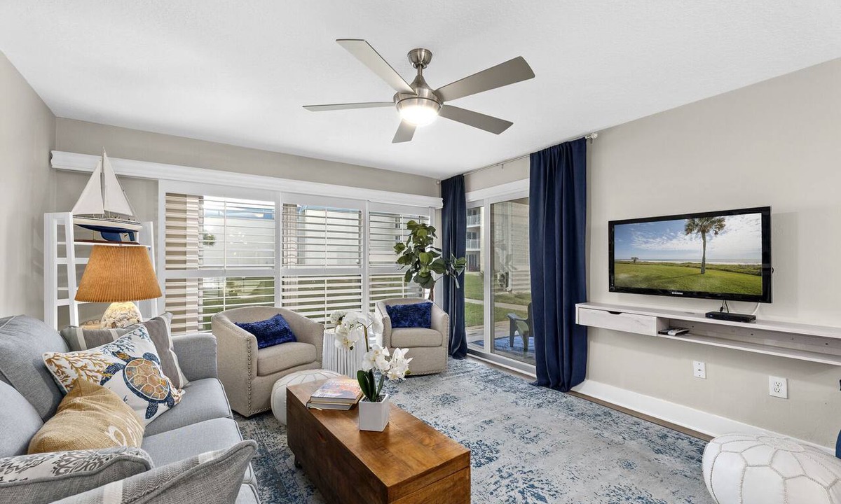 Crescent Beach Condo | Tradewinds 101 | Beachfront Condo with Patio + Beach Access