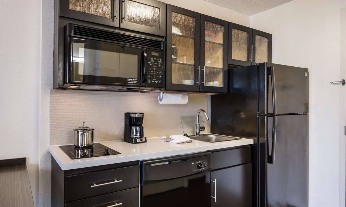 Baymeadows Resort | Tranquil Haven: Relaxing Suites with All the Comforts