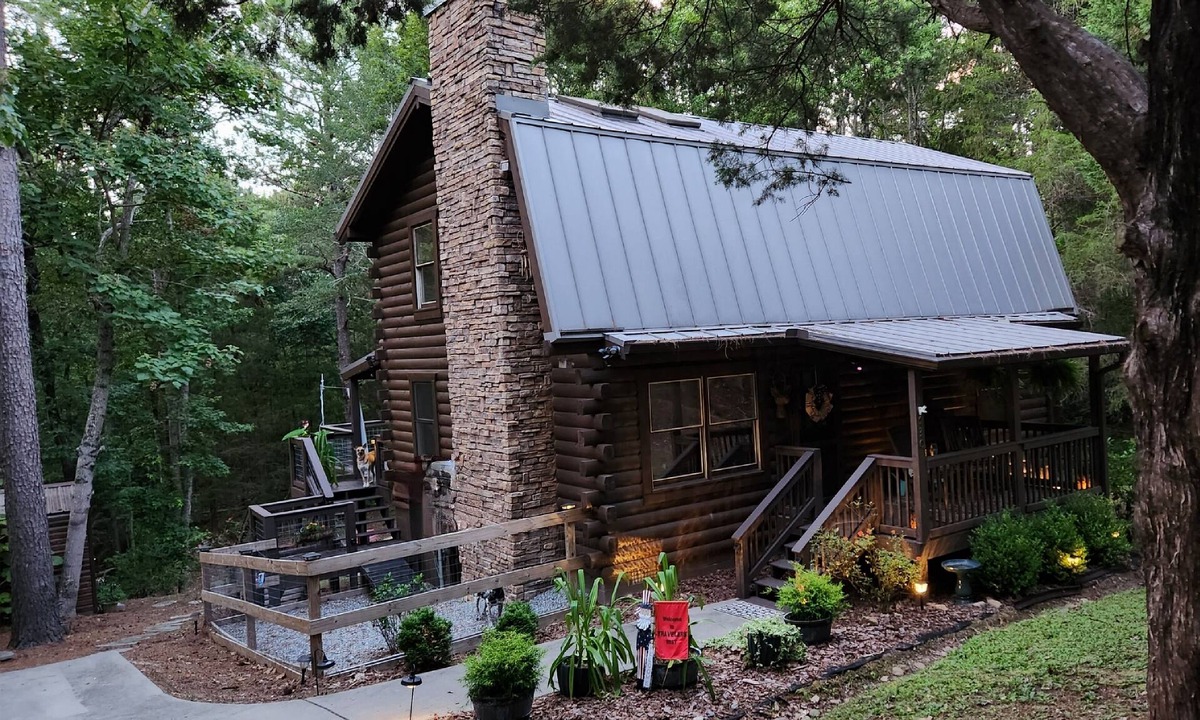 Warm Springs Cabin | Travelers Rest Cabin