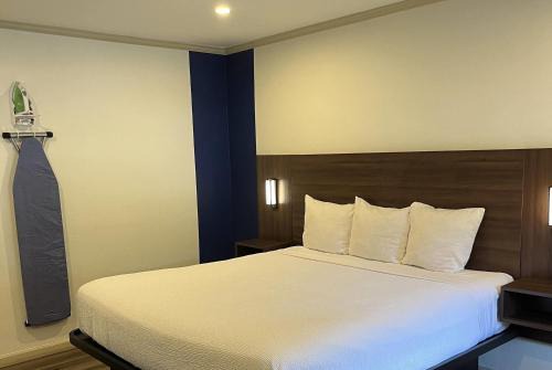 Bainbridge Hotel | Travelodge by Wyndham Bainbridge