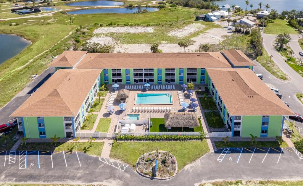 South Island Apartment | Tropical Sands Resort