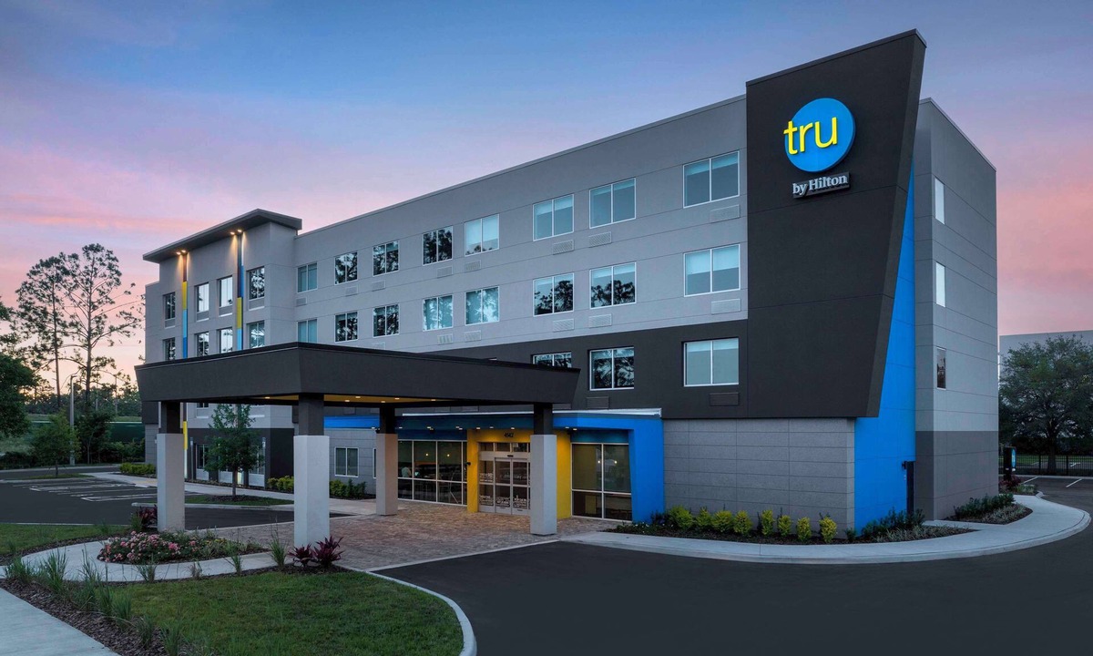 Northside Hotel | Tru by Hilton Jacksonville West I 295