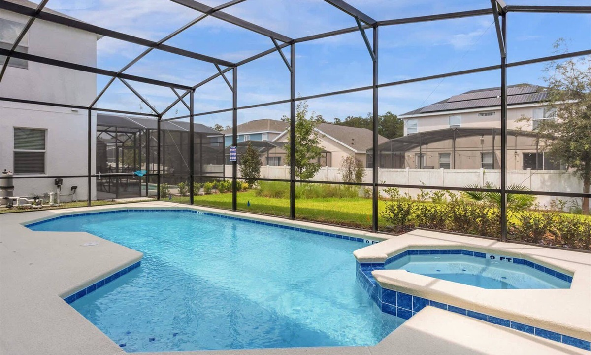 Kissimmee House | Upstay: Ultimate Orlando Retreat w Pool & Hot Tub
