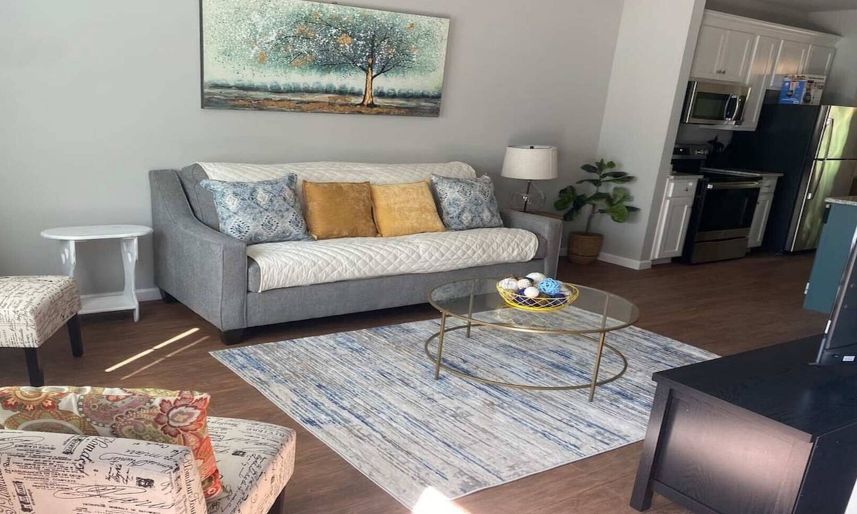 Valdosta House | Valdosta Oasis: 2BR 2.5 BA near Down Town and VSU