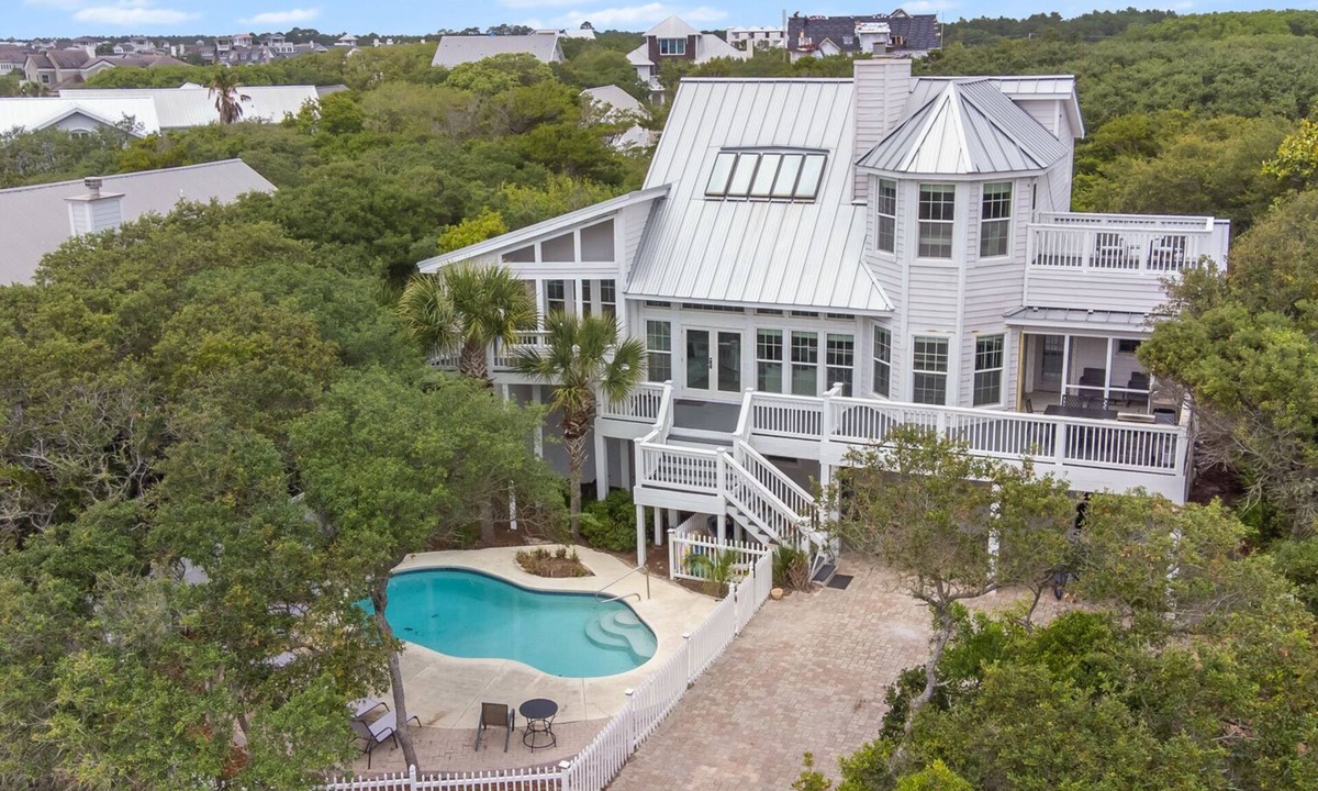 Seacrest House | Vast Luxurious Home in Gated Community + Pool