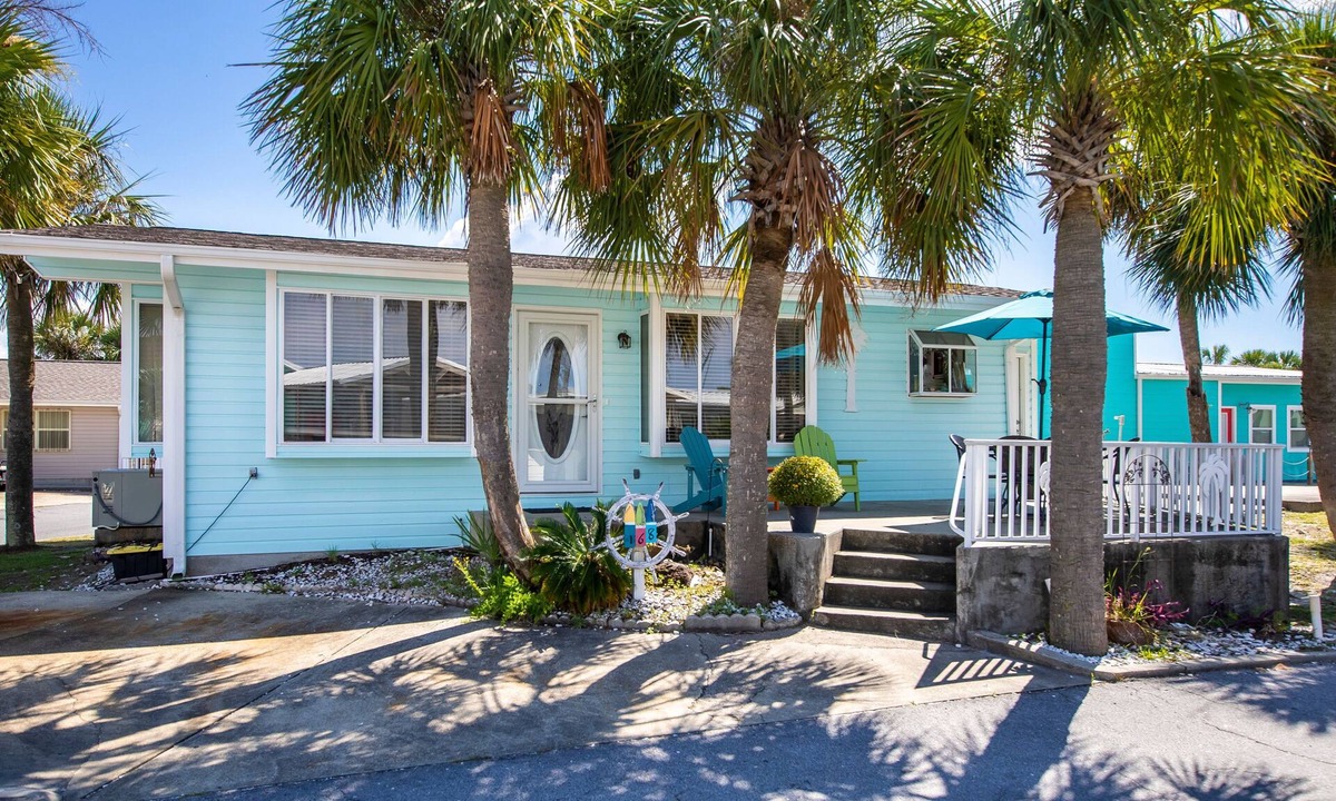 Lower Grand Lagoon House | Venture Out Beach House W/Golf Cart