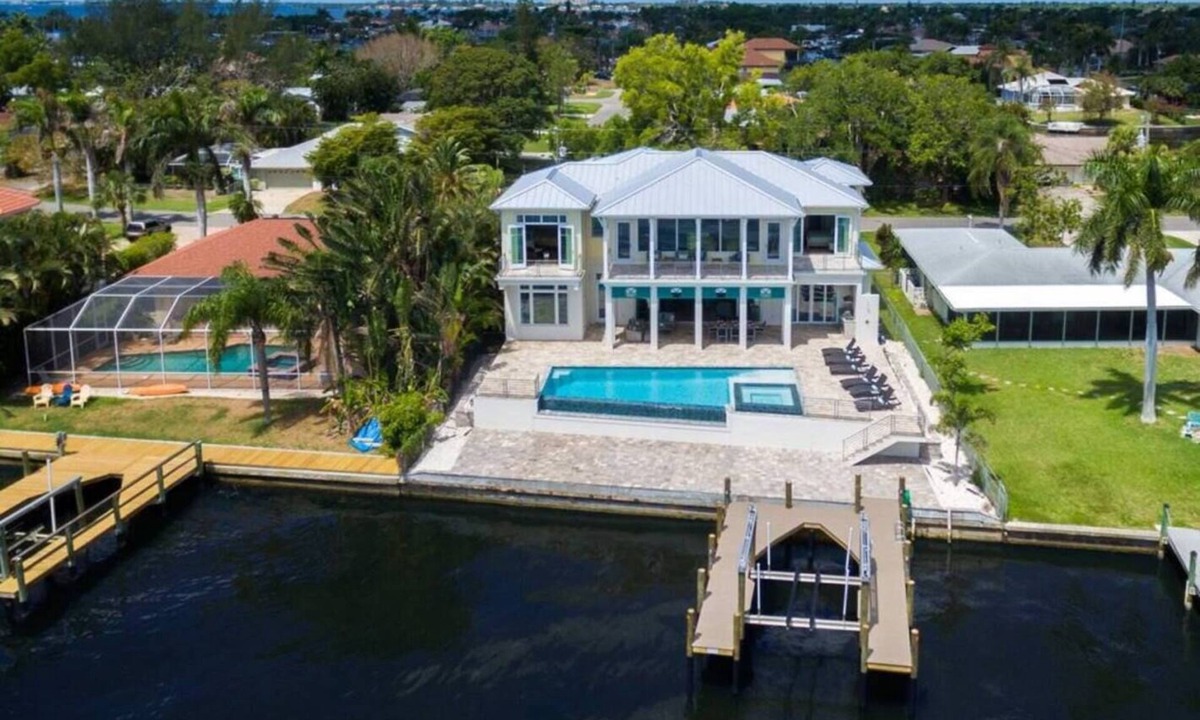 Yacht Club Villa | Villa Bequia | Waterfront Home with Dock & Heated Pool