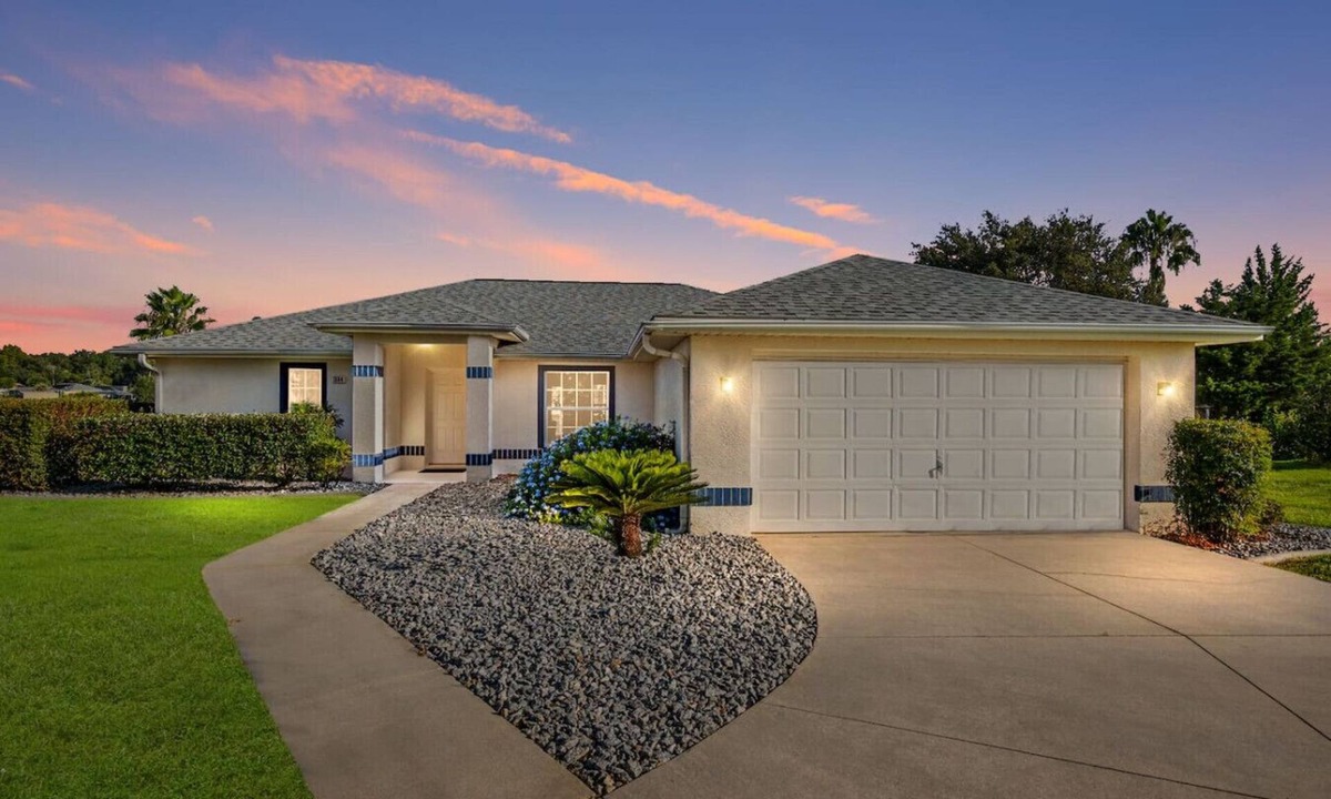 Inverness House | Villa Ciska: Gorgeous pool home with 3 Suites