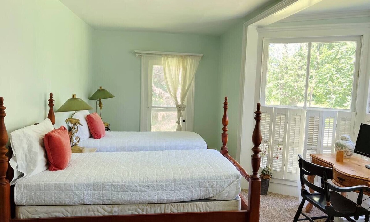 Brocton Apartment | VineCliff- Hundred Acre Haven-2