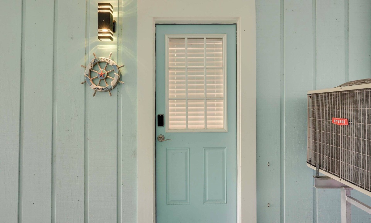 Butler Beach Apartment | Walk to Beach! St Augustine Escape, Patio & Grill