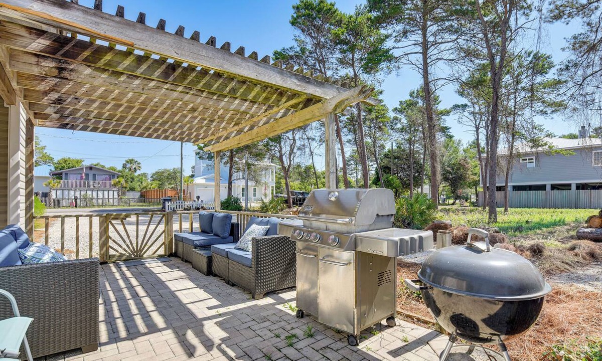 Gulfview Heights House | Walkable 30A Getaway! Coastal Cottage & Suite