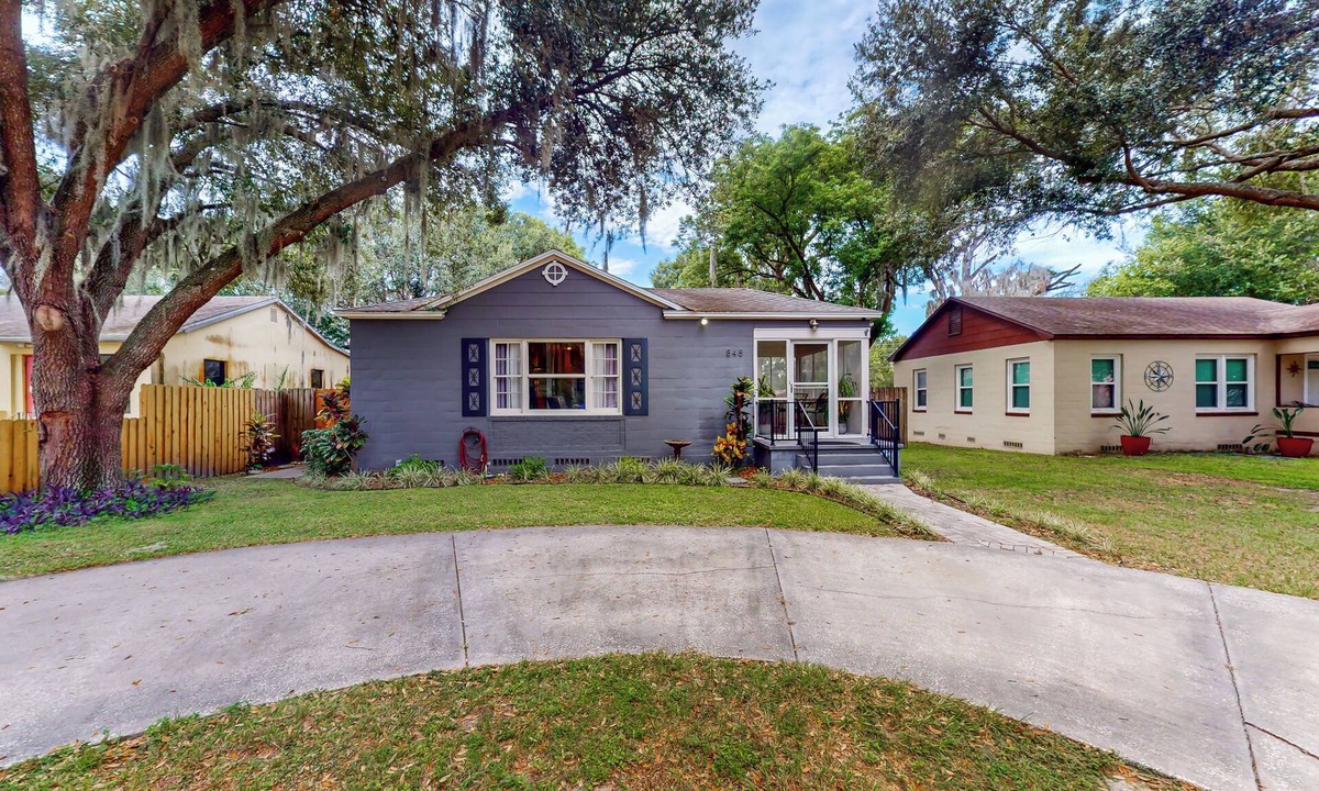 Dixieland House | Walkable Dixieland District Gem with Yard
