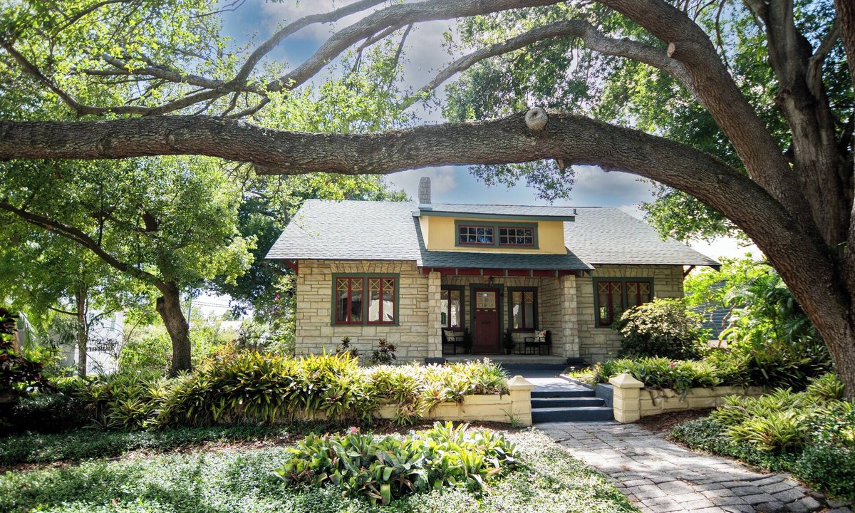 Seminole Heights House | Walkable Tampa Bungalow near all the cafés + nightlife! Thoughtfully renovated w/modern comforts while preserving its vintage charm; historic Tampa retreat is steps from trendy breweries and restaurant & local favorites. Plus is has 3 king beds!