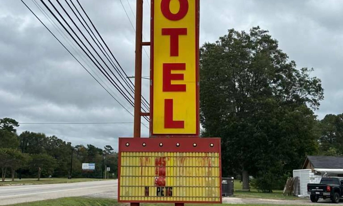 Dothan Hotel | Walkers Inn Dothan by Hotel O