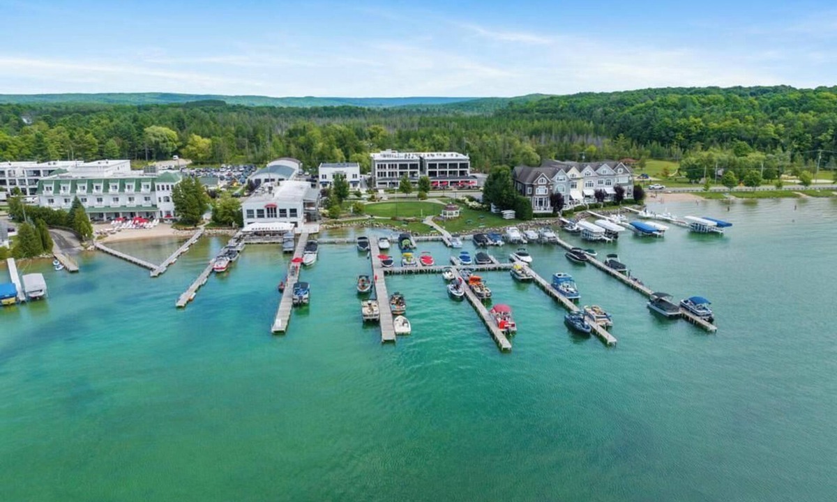Walloon Lake Condo | Walloon Village 1 Bedroom Condo Across From The Lake! 7 night minimum.