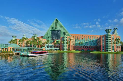 Bay Lake Resort | Walt Disney World Dolphin
