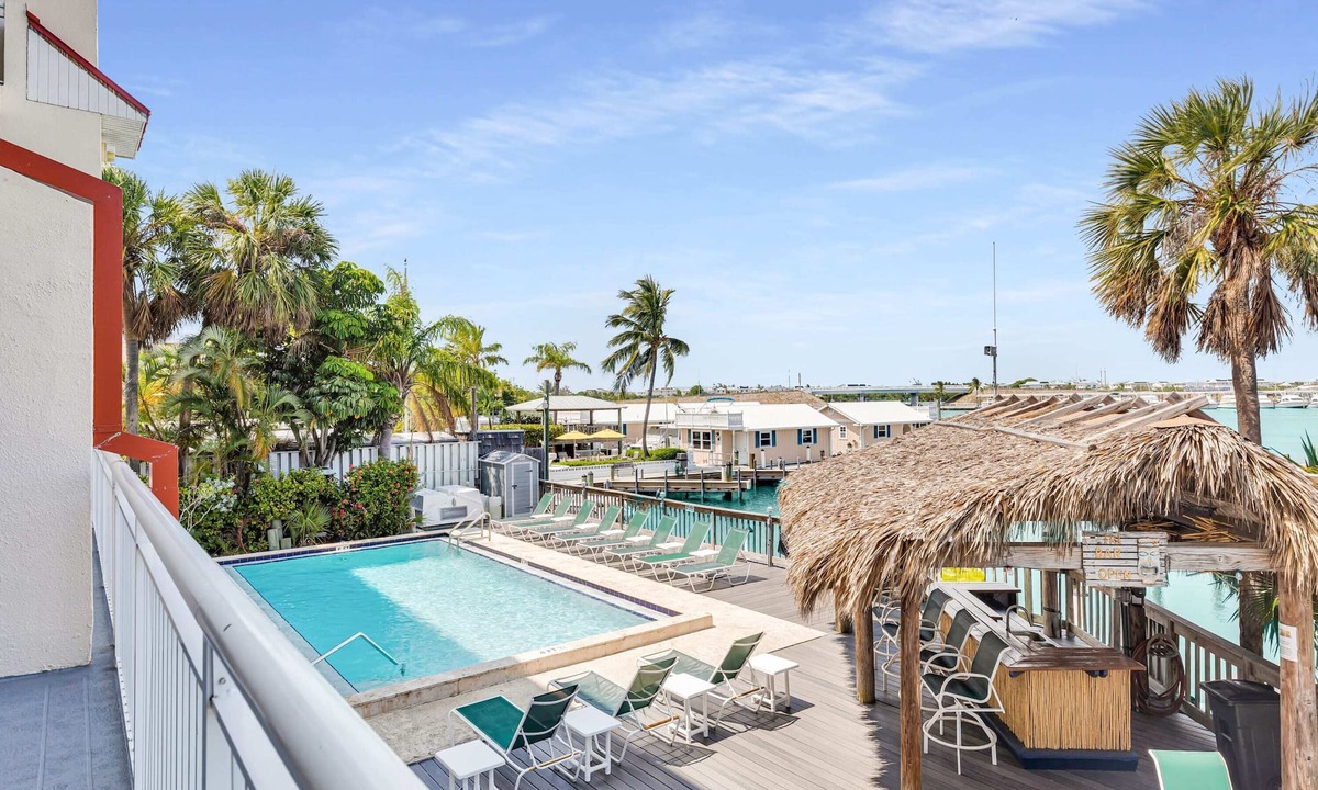 Meadows Condo | Waterfront Condo with Dock, Pool, Downtown Key West Near Duval