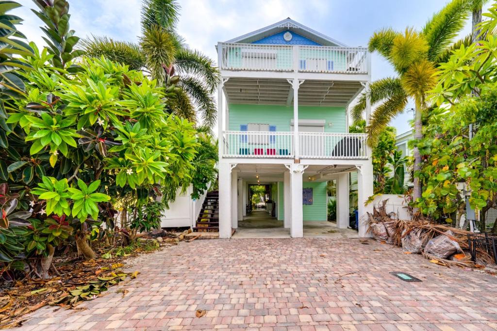 Bay Point House | Waterfront Key West Oasis w/Float Dock!