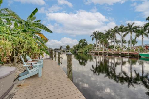 North Fort Myers House | Waterfront North Fort Myers Home w/Private Pool!