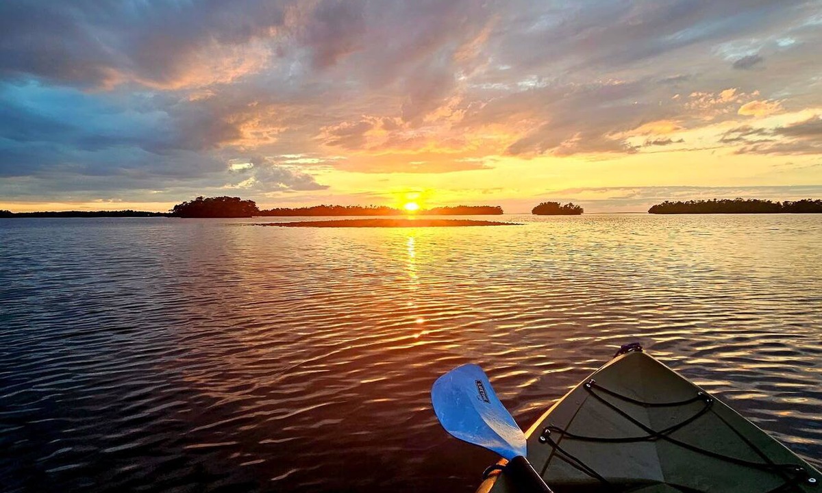 Southside Rural Community Apartment | Waterfront Studio w/Bay Access, Kayaks. Bring Your Boat – Adventure Awaits!